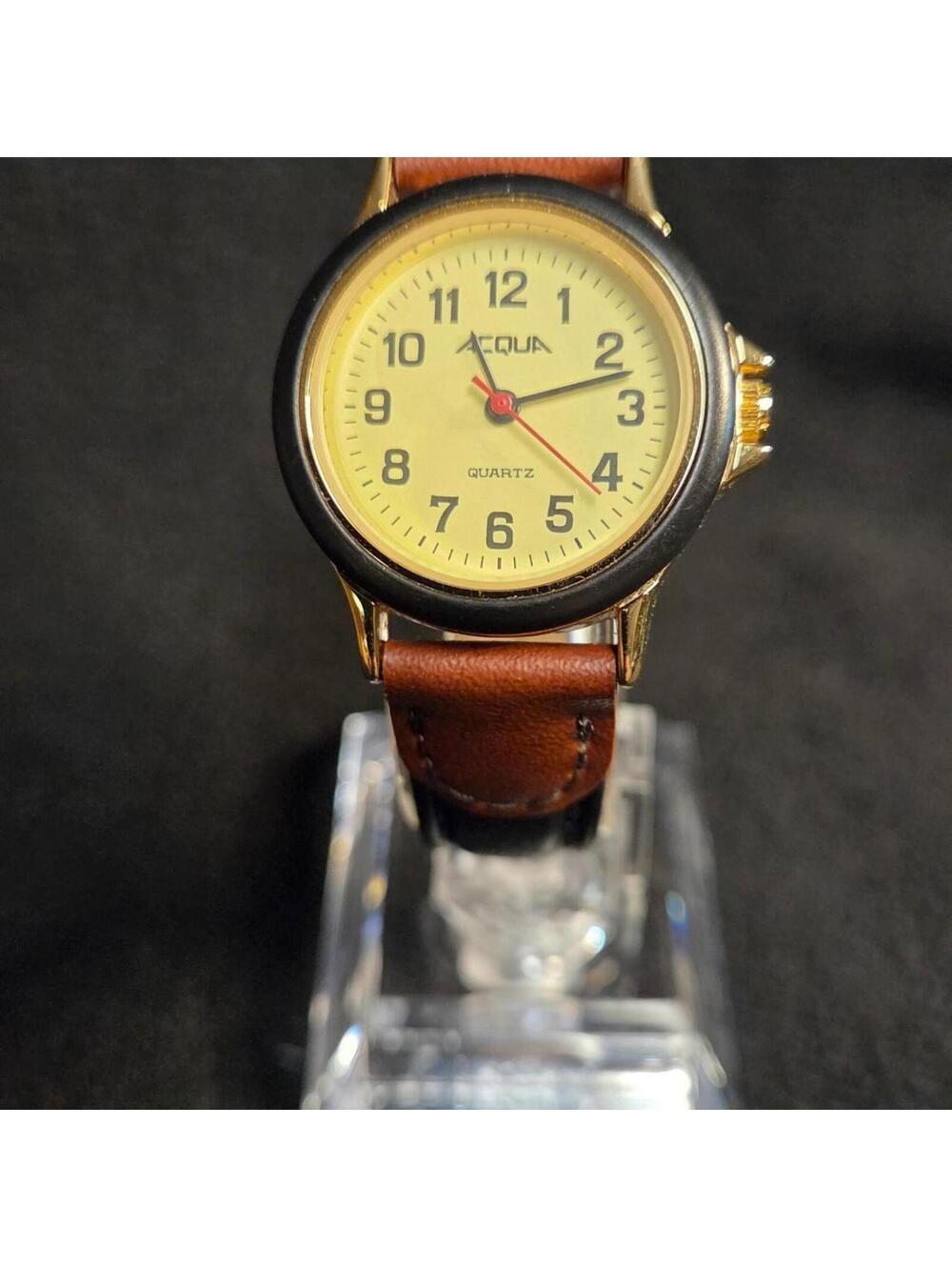 Vintage Acqua L5 Quartz Watch produced by Timex